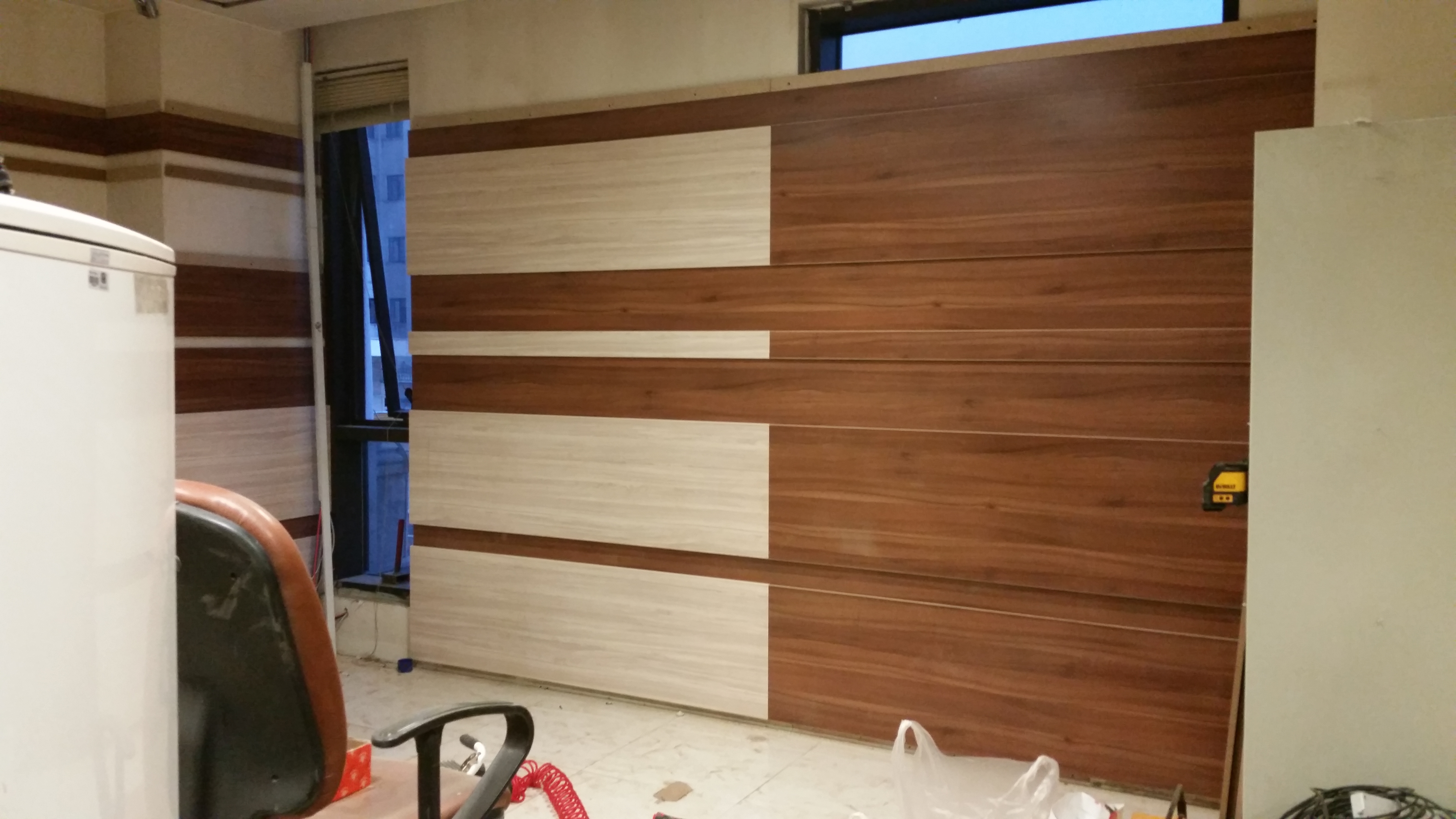 دیوارکوب 16 میل