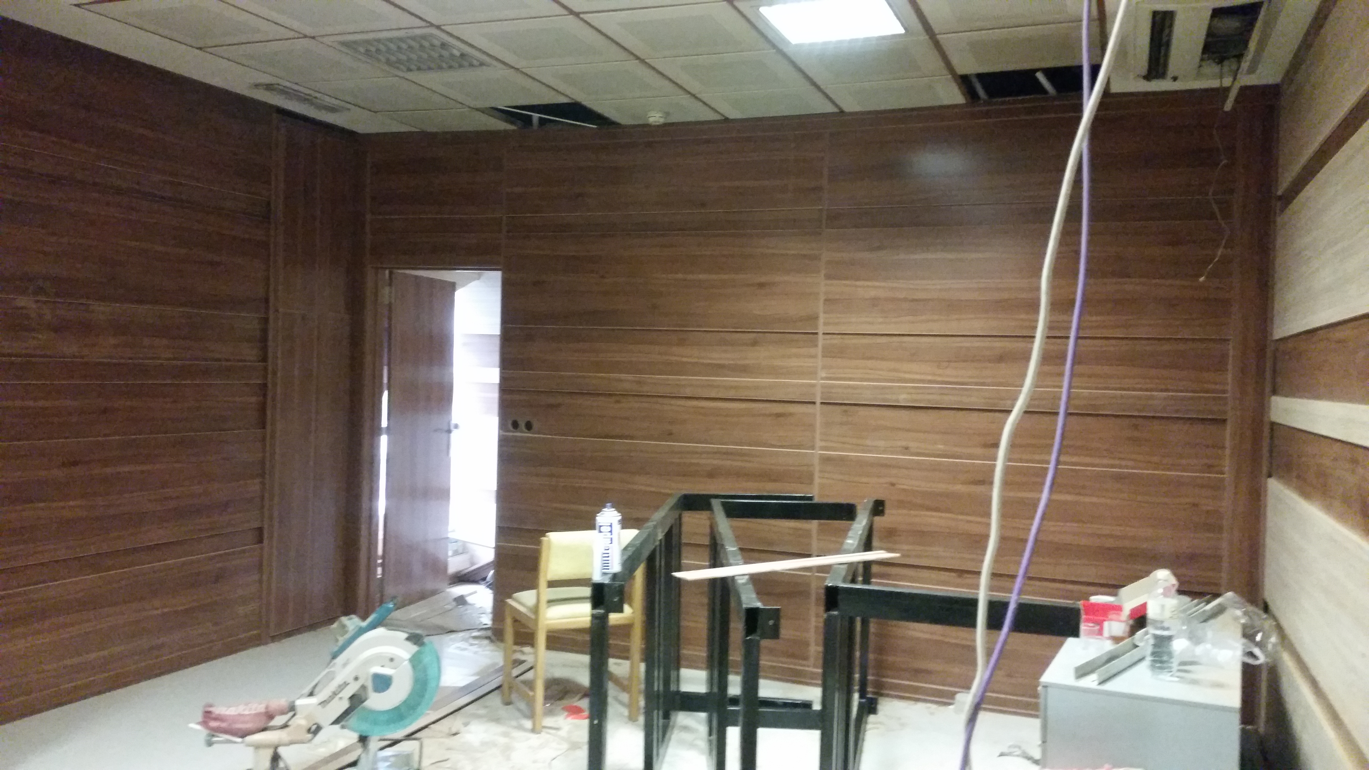 دیوارکوب 16 میل